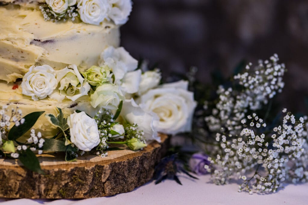 Wedding cake details with flowers