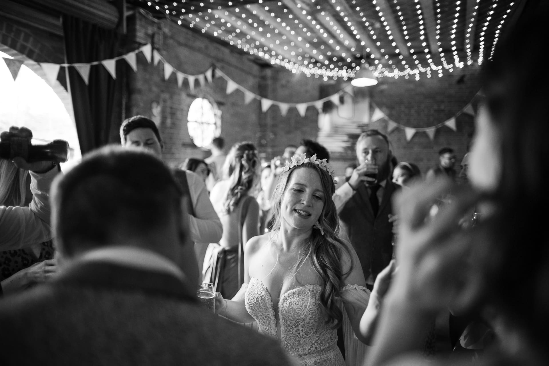 The Bride dancing on the dancefloor at the Cherwell Boathouse